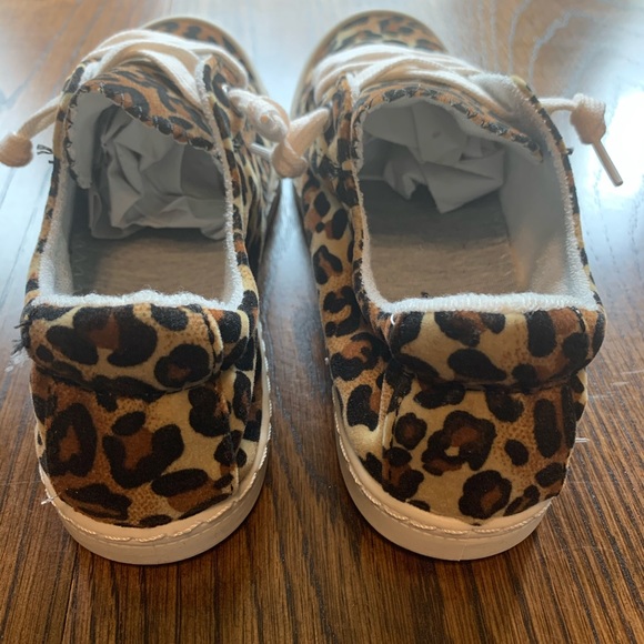 Leopard print sneakers - Picture 5 of 6